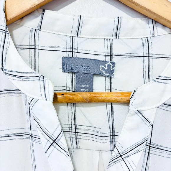 SEARS White & black plaid sheer blouse | Lightweight * - Picture 4 of 8
